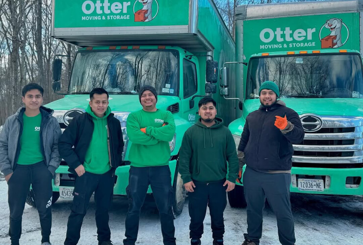 Otter Moving & Storage Crew During Winter